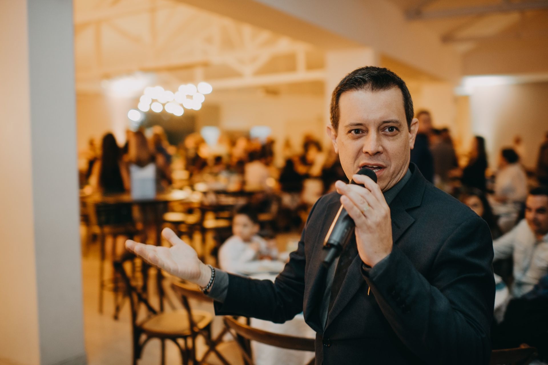 Foto Casamento urban chic autêntico e animado em Santa Bárbara D’oeste – Hellen & Marco Foto Casamento urban chic autêntico e animado em Santa Bárbara D’oeste – Hellen & Marco - Imagem 48