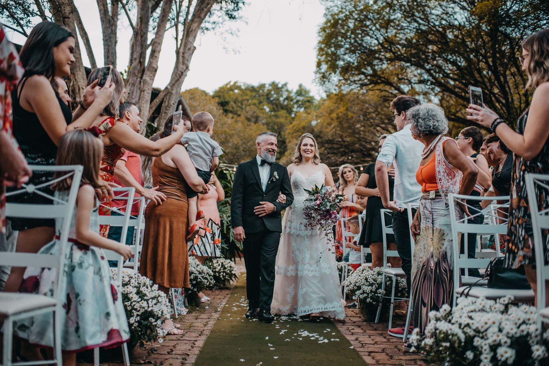 Foto Bruna e Cleiton | Um casamento na Fazenda com muita personalidade. Foto Bruna e Cleiton | Um casamento na Fazenda com muita personalidade. - Imagem 26